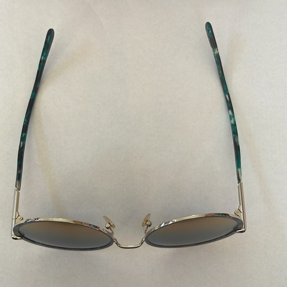 MCM Sunglasses Green & black frames - Picture 4 of 5